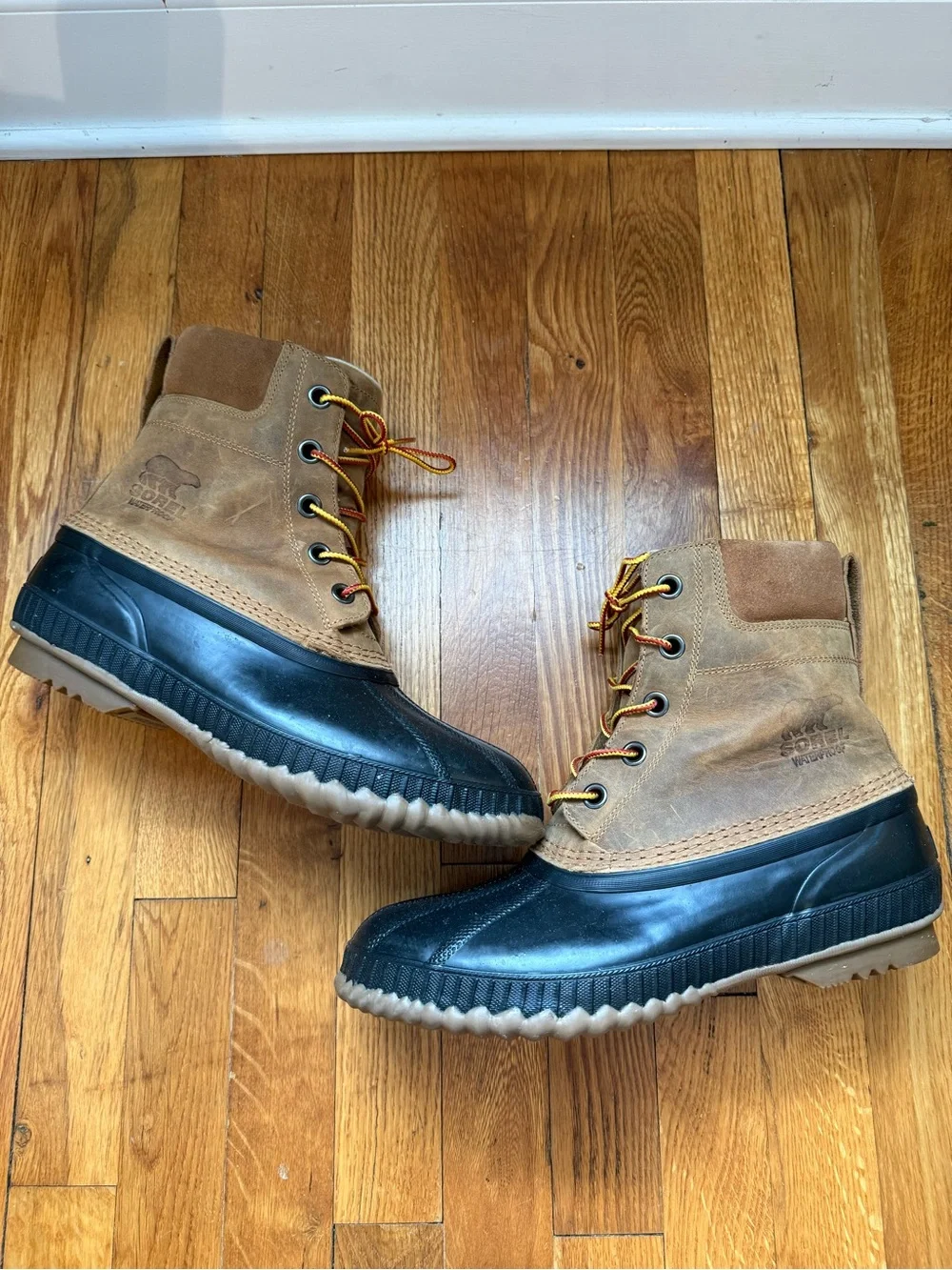 Men's Sorel Waterproof Brown and Black Duck Boots sz 10.5